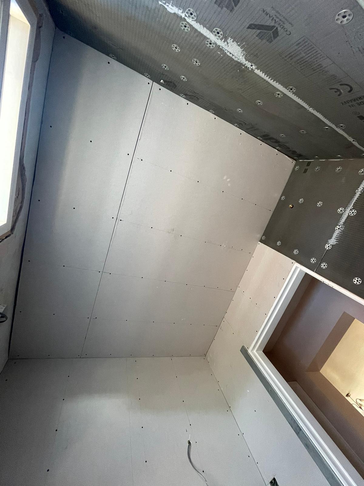 Bathroom boarding with insulated ceiling panels